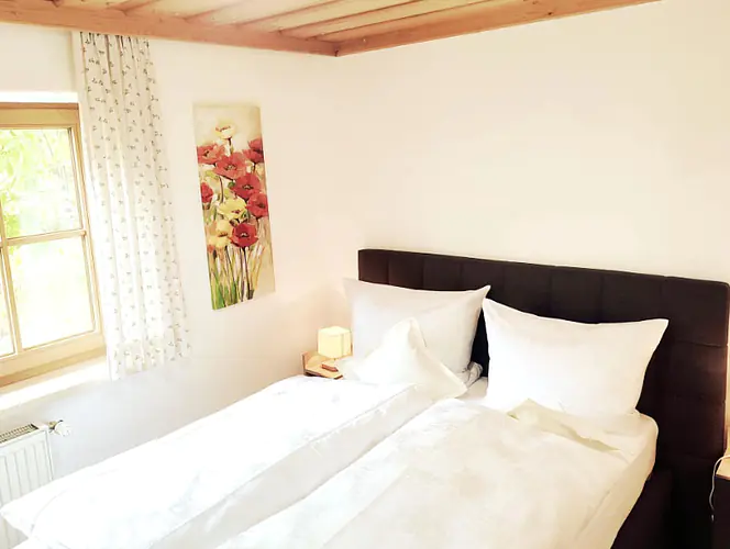 Schlafzimmer 2